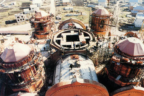 Cтроительство Спасо-Преображенского собора. Сентябрь 1995 года